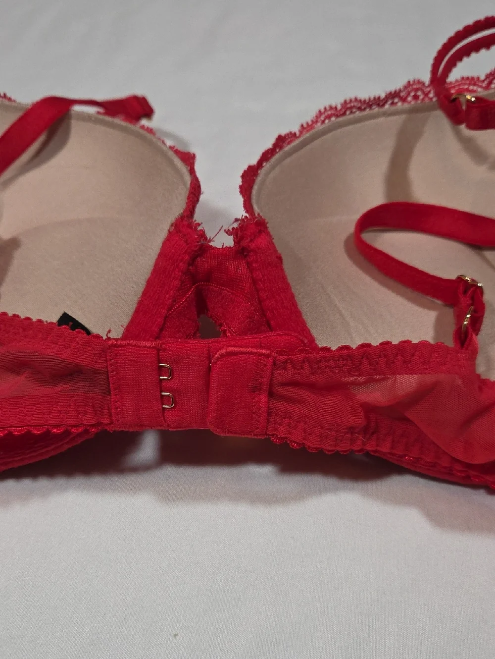 Victoria's Secret Red Lace Bombshell Plunge/Soutien-Gorge Plongeant bra Size 36B